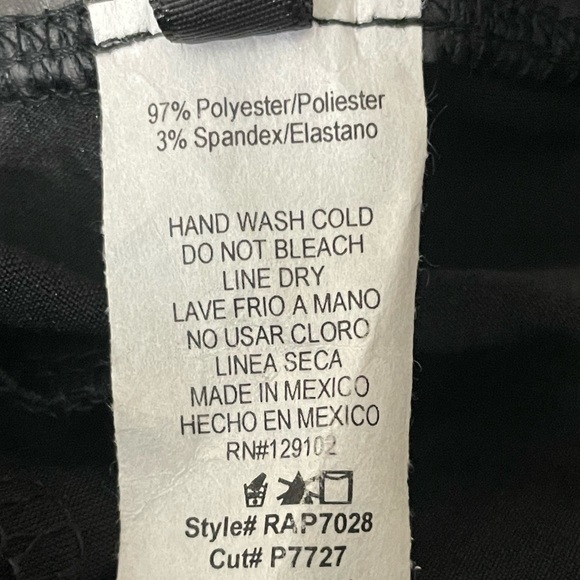 Black PU Leggings Matching Set
New - Picture 11 of 12